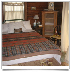 Lucille's Guest Cottages: Cabin for Two